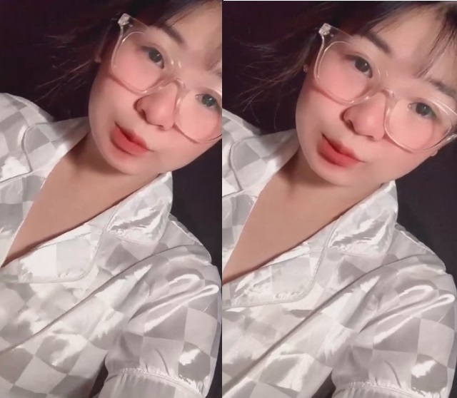 Siswi Selfcam Dibujuk ke Motel Lalu Dientot Keras