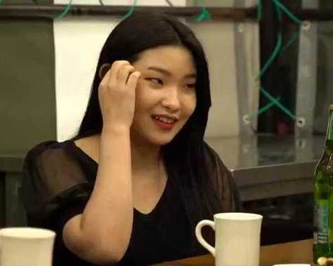 Kakak Cewek Tetek Gede Banget
