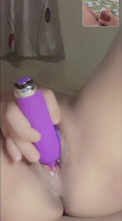 Clip Chat Sex Sedang Hot: Close Up Cewek Crot Getar Terus Menerus, Airnya Meluber Banjir