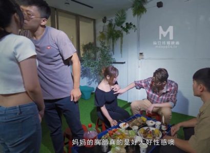 Pesta Orgy Keluarga yang Liar - Orgy Keluarga Super Nikmat