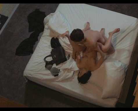 [Film 18+] Kamar Kakak Perempuan